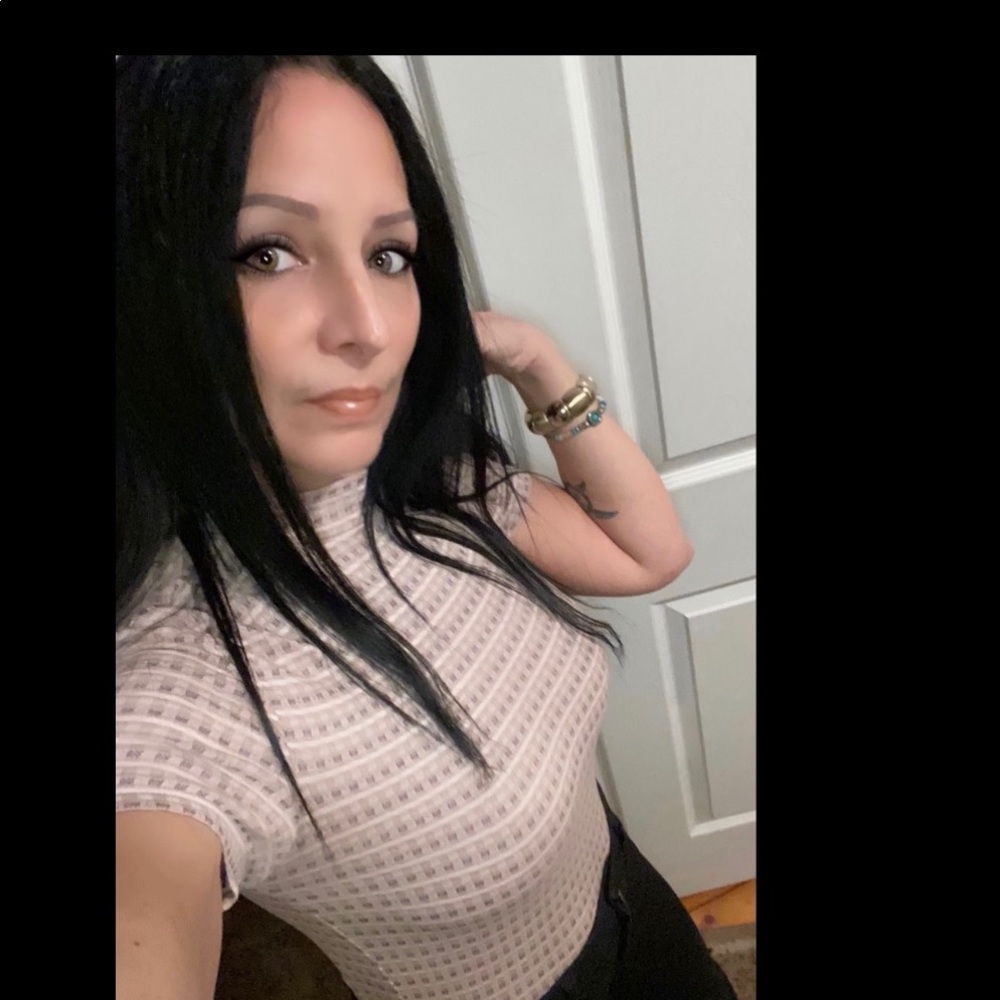 Meet your Posher, Diana